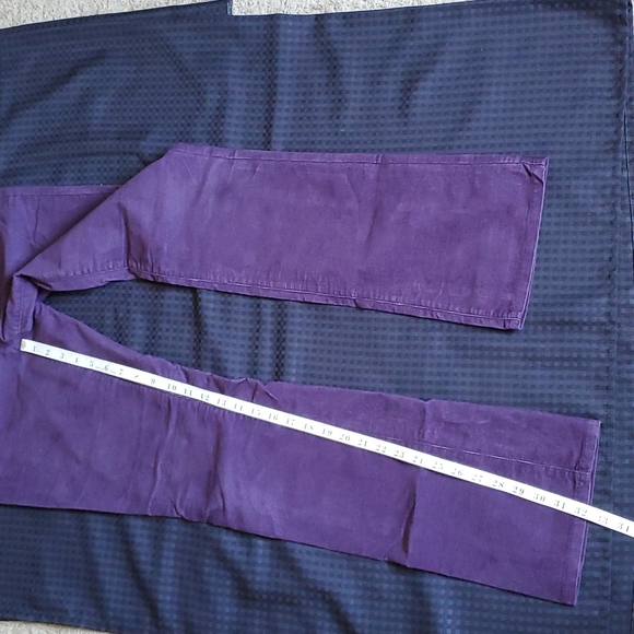 Loft eggplant corduroy curvy boot jeans size 27/4 - Picture 10 of 11